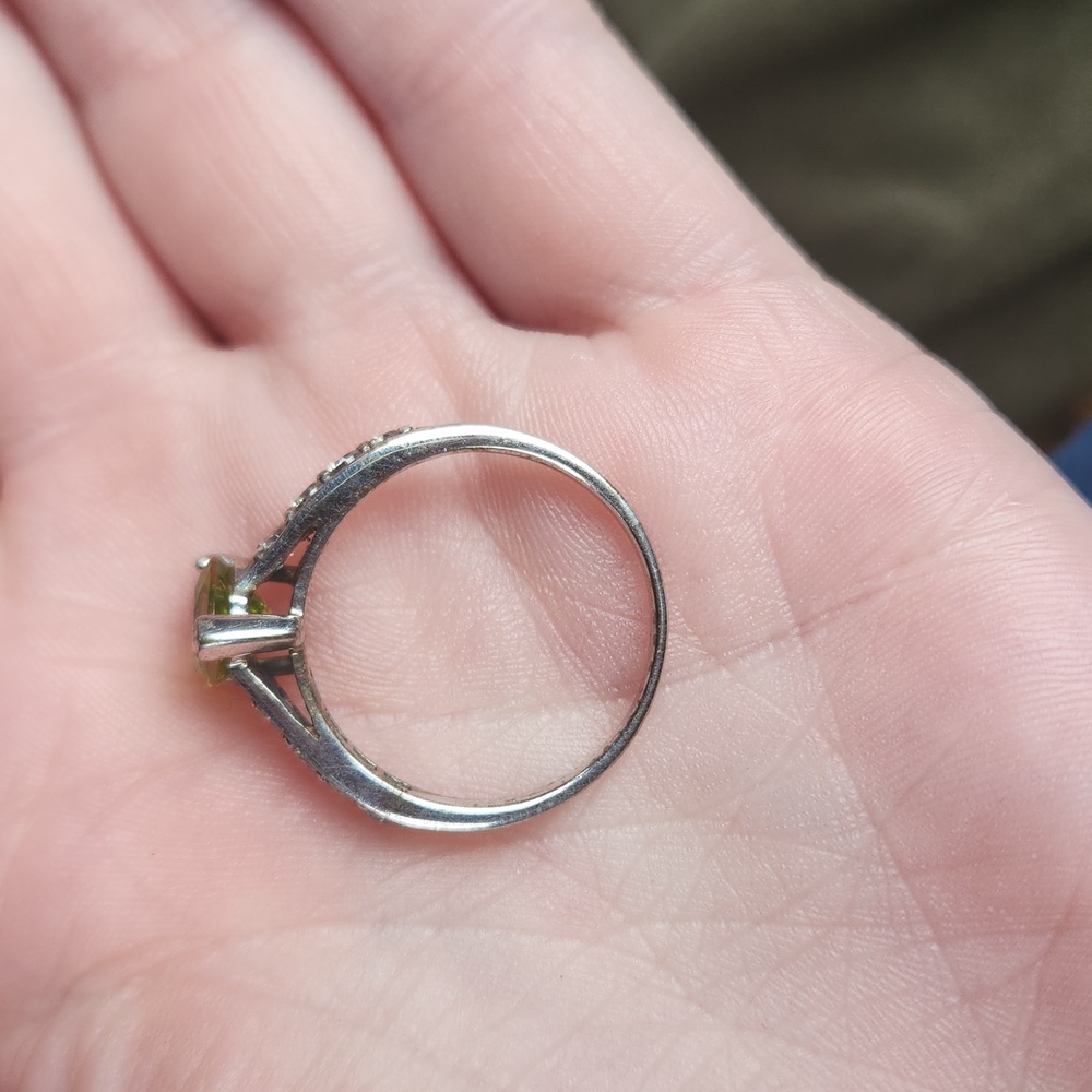 I am selling ring